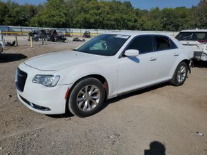 Chrysler 300 LIMITED 3.6L 6 2015