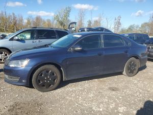 Volkswagen Passat S 1.8L 4 2014