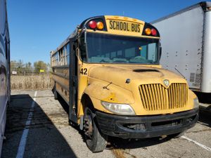 IC Corporation CE Series CE 6.4L 8 2013