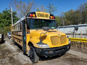 IC Corporation CE Series CE 6.4L 8 2013