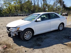 Toyota Camry L 2.5L 4 2013