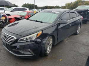 Hyundai Sonata SE 2.4L 4 2015