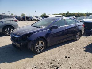 Hyundai Sonata GLS 2.4L 4 2013