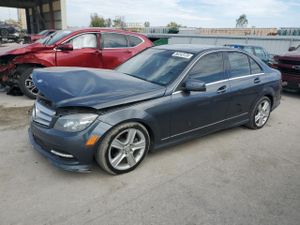 Mercedes-Benz C 300 4MATIC 3.0L 6 2011