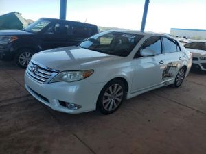 Toyota Avalon BASE 3.5L 6 2011