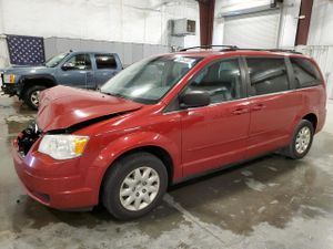 Chrysler Town & Country LX 3.3L 6 2010
