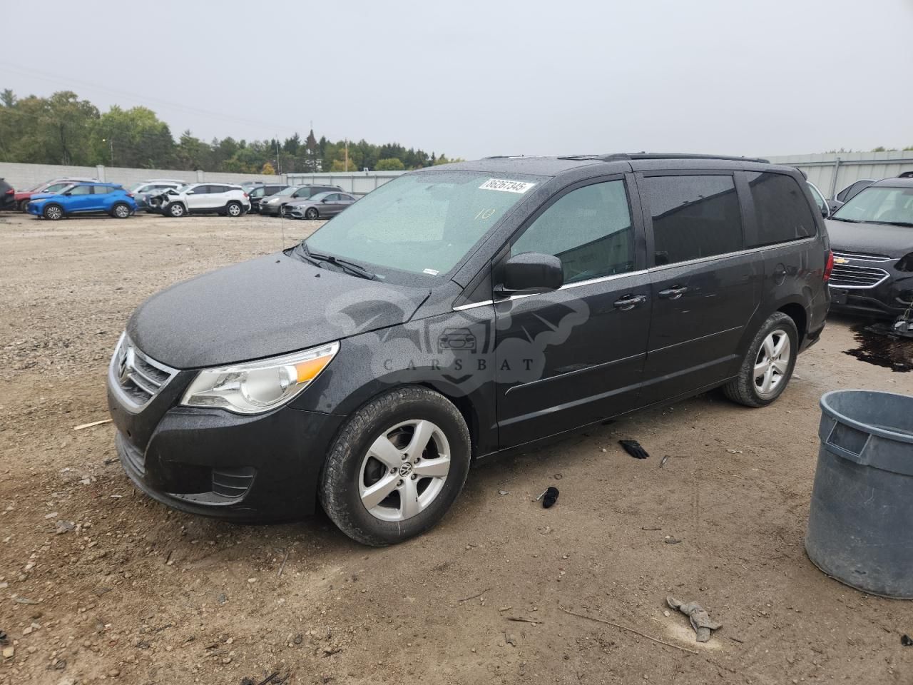Volkswagen Routan SEL 3.6L 6 2011