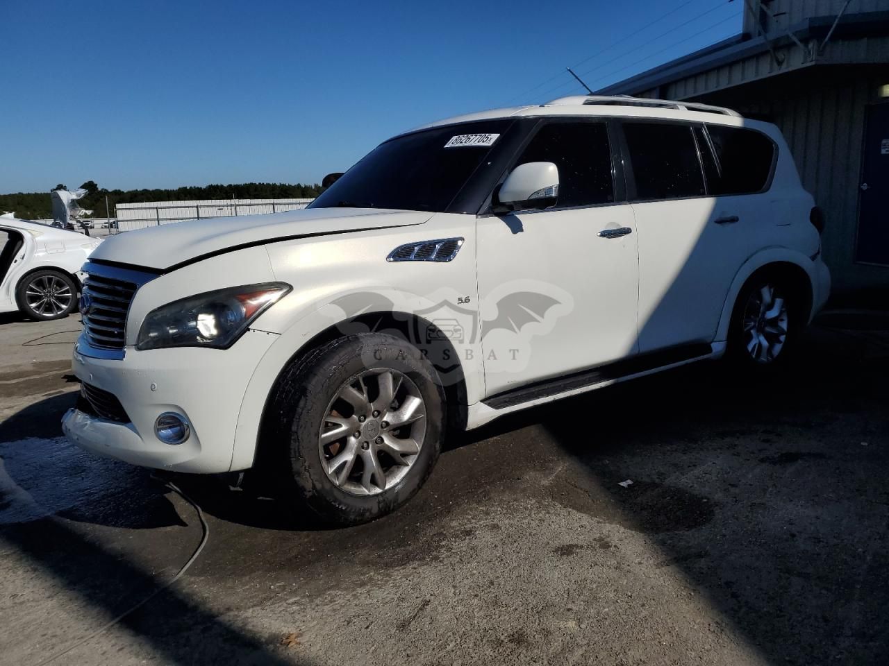 Infiniti QX80 5.6L 8 2014