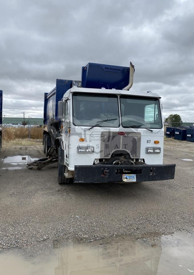 Peterbilt 320/325 10.8L 6 2007
