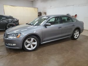 Volkswagen Passat S 1.8L 4 2015