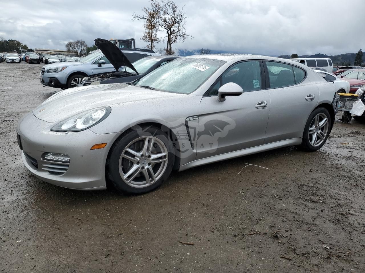 Porsche Panamera 2 3.6L 6 2013