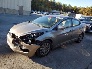 Hyundai Elantra GLS 1.8L 4 2013