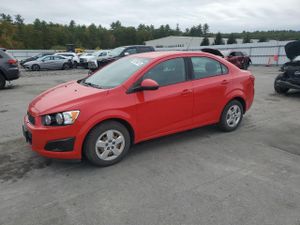 Chevrolet Aveo (Sonic) LS 1.8L 4 2015
