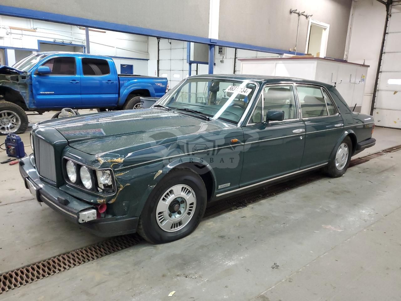 Bentley Brooklands 6.8L 8 1993