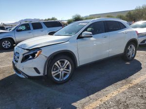 Mercedes-Benz GLA 250 2.0L 4 2015