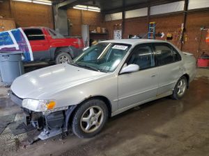 Toyota Corolla CE 1.8L 4 2002