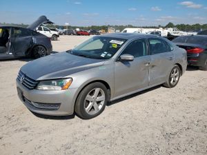 Volkswagen Passat SE 2.5L 5 2013