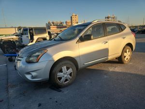 Nissan Rogue S 2.5L 4 2014