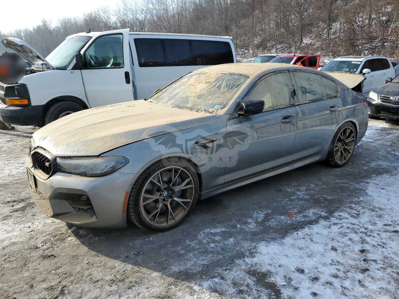 BMW M5 4.4L  8 2021