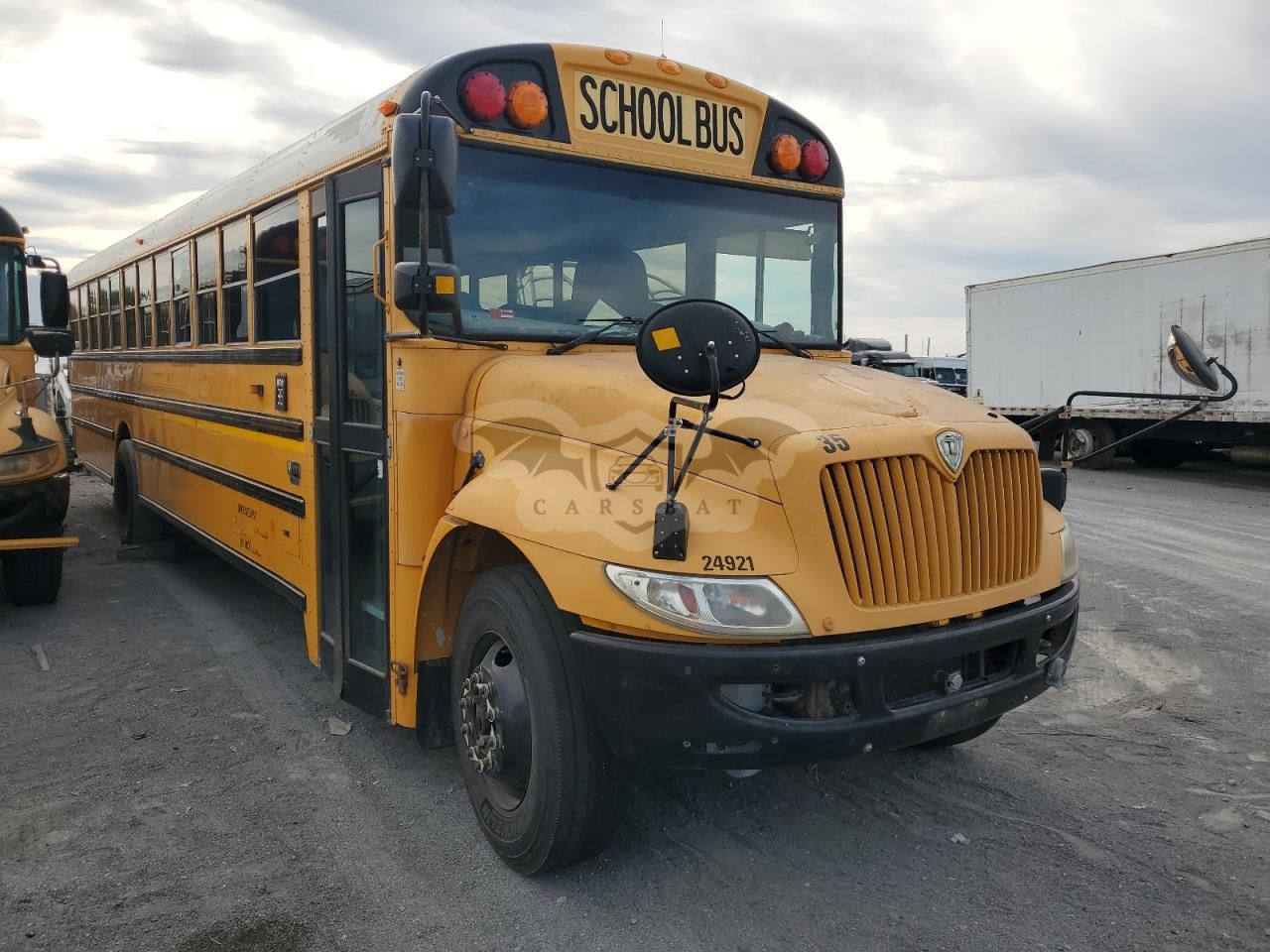 IC Corporation CE Series CE 7.6L 6 2014