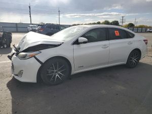 Toyota Avalon HYBRID 2.5L 4 2015