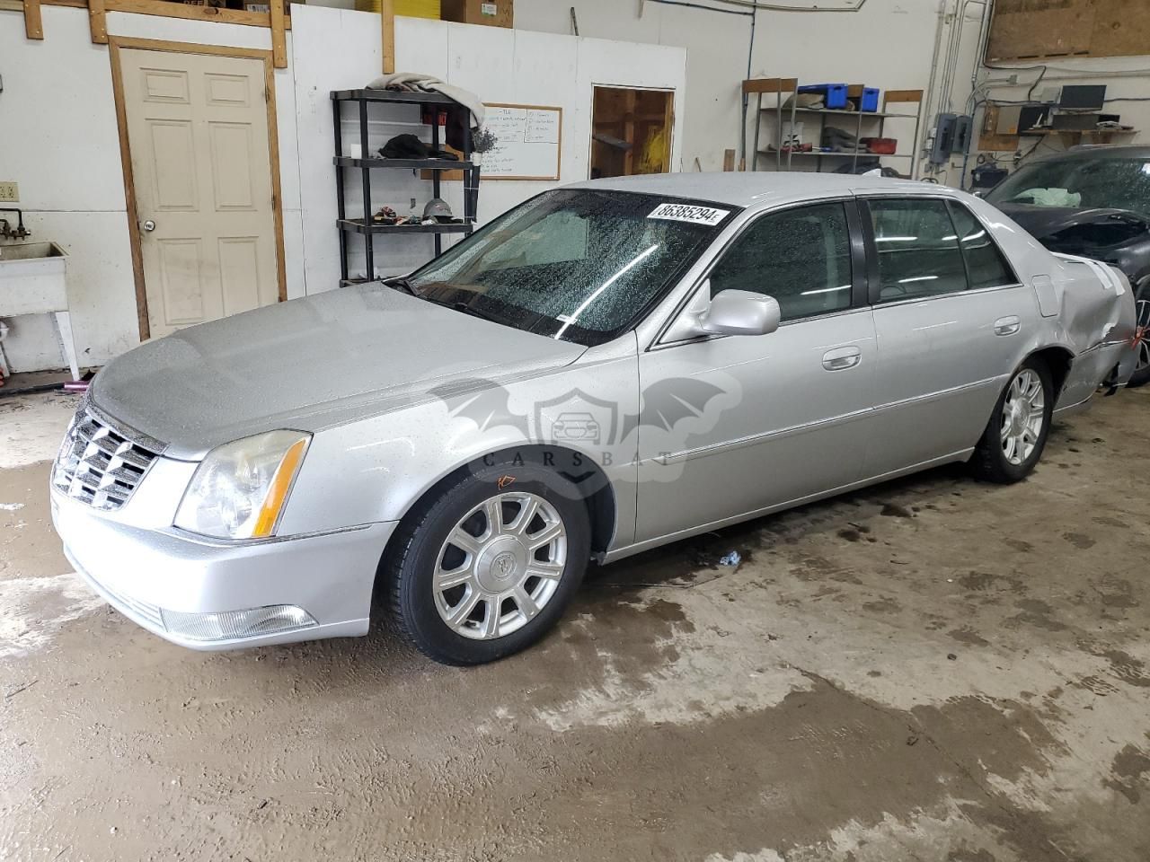Cadillac DTS 4.6L 8 2010