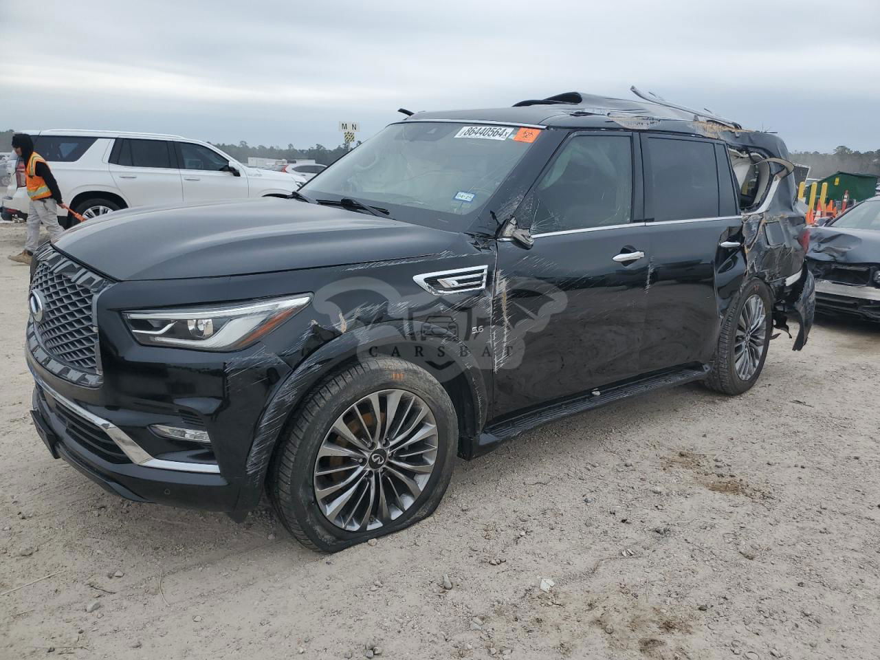 Infiniti QX80 LUXE 5.6L  8 2019