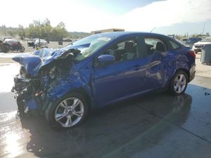 Ford Focus SE 2.0L 4 2012