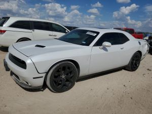 Dodge Challenger SXT PLUS 3.6L 6 2015