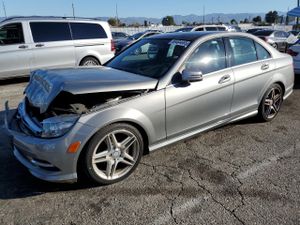 Mercedes-Benz C 300 3.0L 6 2011