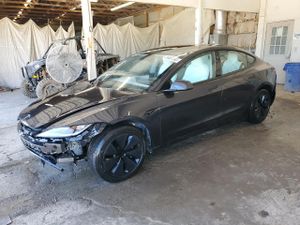 Tesla Model 3 2025