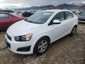 Chevrolet Aveo (Sonic) LT 1.8L 4 2014