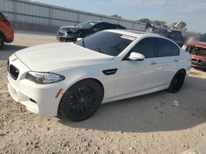 BMW M5 4.4L 8 2014