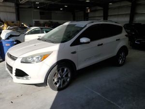 Ford Escape TITANIUM 2.0L 4 2015