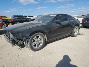 Ford Mustang 3.7L 6 2012