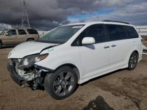 Toyota Sienna SPORT 3.5L 6 2014