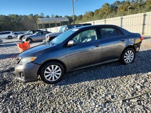 Toyota Corolla BASE 1.8L 4 2013