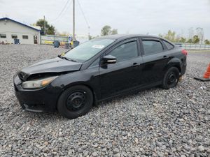 Ford Focus SE 2.0L 4 2015