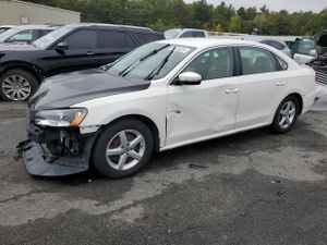 Volkswagen Passat SE 1.8L 4 2014