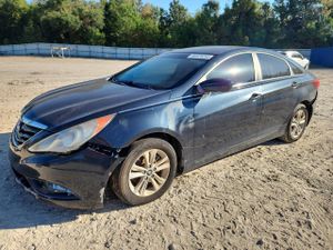 Hyundai Sonata GLS 2.4L 4 2013