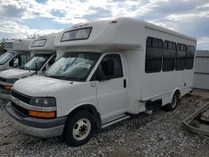 Chevrolet Express 6.0L 8 2015