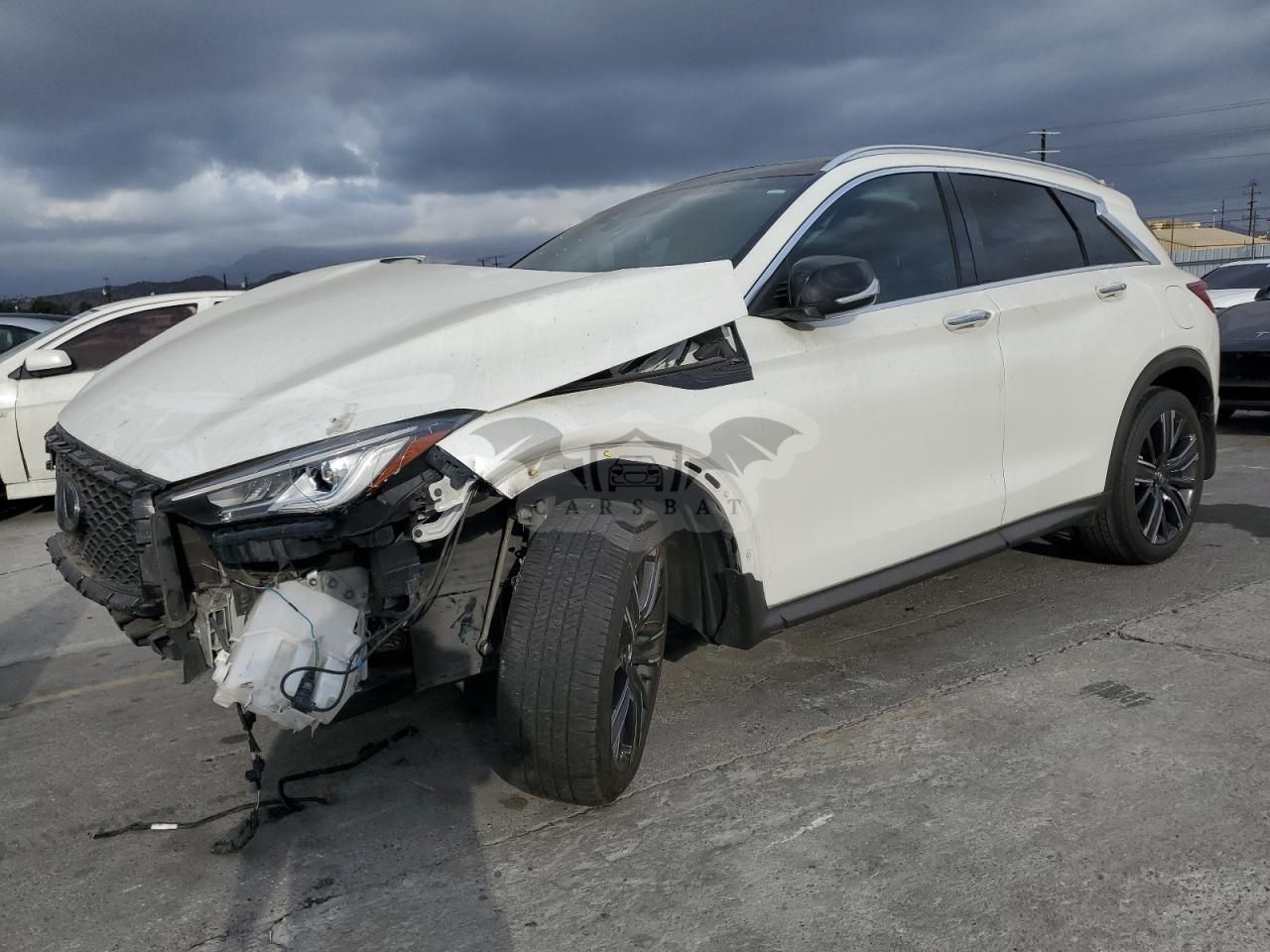Infiniti QX50 LUXE 2.0L 4 2022