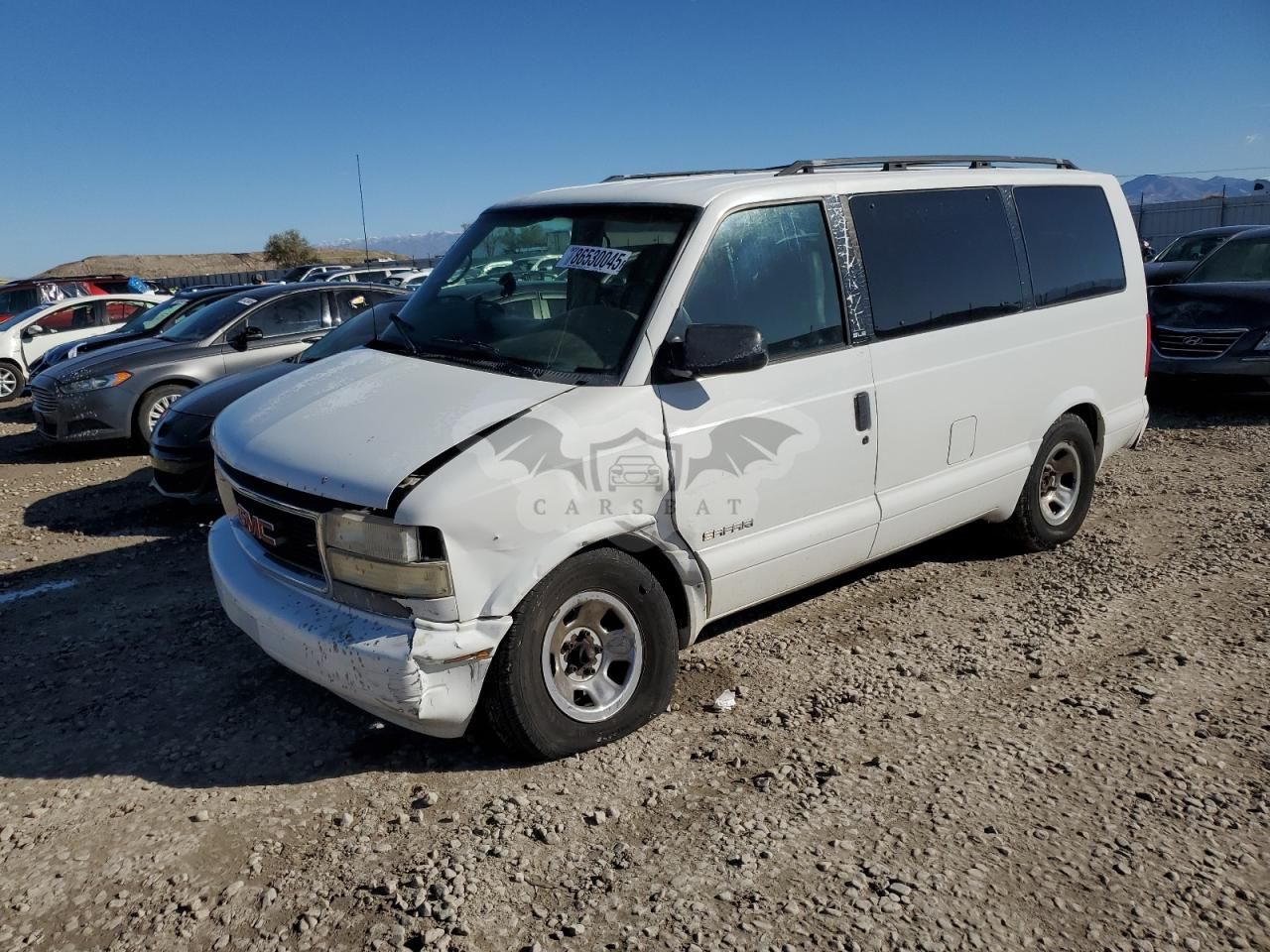 GMC Safari XT 4.3L 6 1999