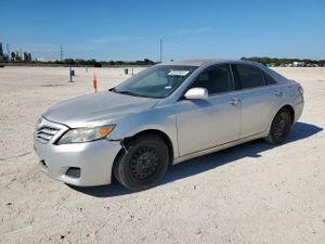 Toyota Camry BASE 2.5L 4 2011