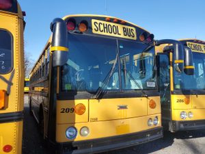 Thomas Built Buses Saf-T-Liner HDX 8.9L 6 2012