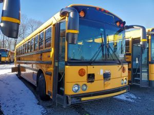 Thomas Built Buses Saf-T-Liner HDX 8.9L 6 2012