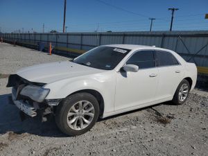 Chrysler 300 LIMITED 3.6L 6 2015