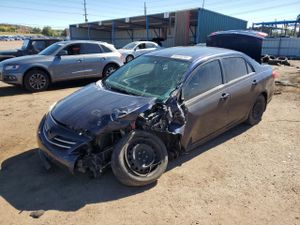 Toyota Corolla BASE 1.8L 4 2013