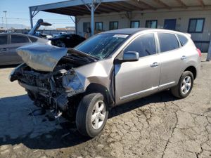 Nissan Rogue S 2.5L 4 2013