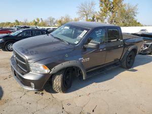 RAM 1500 ST 5.7L 8 2015
